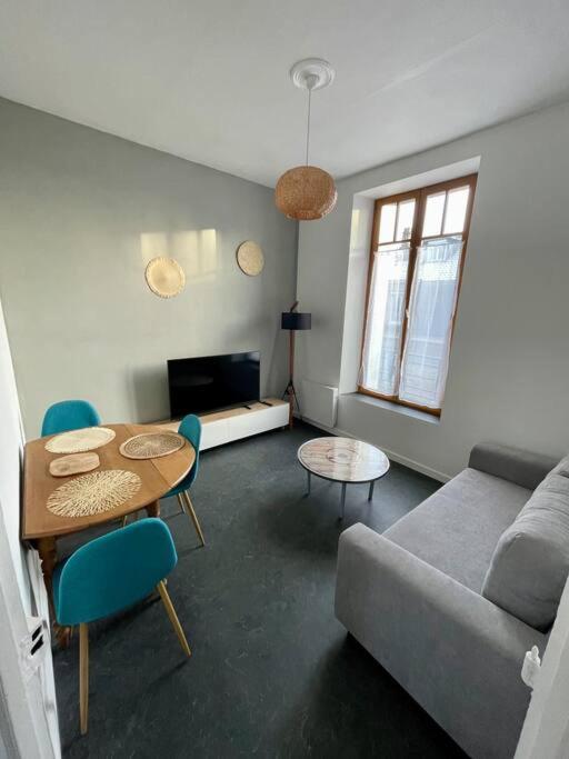 Appartement Idealement Situe Charleville-Mézières Kültér fotó
